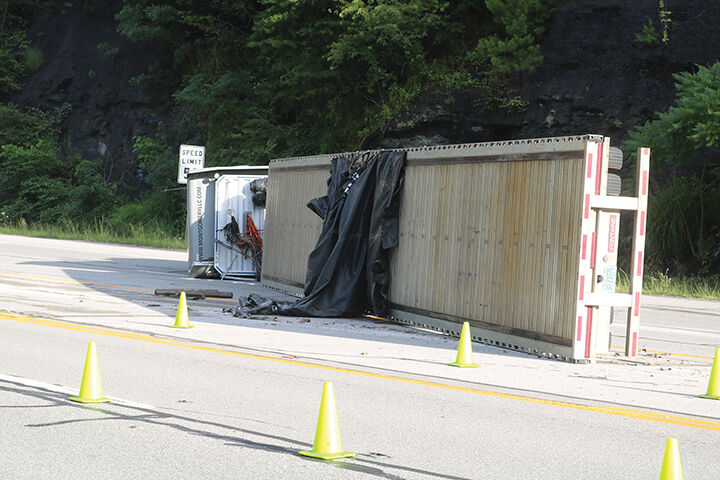 Wreck snarls traffic at Belfry